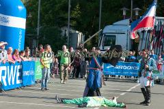 Insgesamt 9000 Teilnehmer gingen beim 11. Siegerländer AOK-Firmenlauf auf die 5.535 Meter lange Strrecke mit Start am Bismarckplatz bis in die Siegener Innenstadt und zurück. Ein Rekordergebnis, denn damit war die größte Breitensportveranstaltung Südwestfalens erstmals komplett ausgebucht!