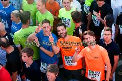 Insgesamt 9000 Teilnehmer gingen beim 11. Siegerländer AOK-Firmenlauf auf die 5.535 Meter lange Strrecke mit Start am Bismarckplatz bis in die Siegener Innenstadt und zurück. Ein Rekordergebnis, denn damit war die größte Breitensportveranstaltung Südwestfalens erstmals komplett ausgebucht!