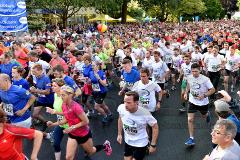 13. Siegerländer AOK-Firmenlauf am 5. Juli 2016 mit Start und Ziel auf dem Bismarckplatz