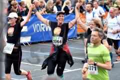 13. Siegerländer AOK-Firmenlauf am 5. Juli 2016 mit Start und Ziel auf dem Bismarckplatz