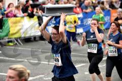 13. Siegerländer AOK-Firmenlauf am 5. Juli 2016 mit Start und Ziel auf dem Bismarckplatz