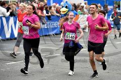 13. Siegerländer AOK-Firmenlauf am 5. Juli 2016 mit Start und Ziel auf dem Bismarckplatz