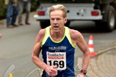 18. Helberhäuser HauBerg-Lauf – 7. Lauf zur Rothaar-Laufserie um den AOK-Cup 2015
Finale in Helberhausen