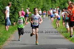 25. Deuzer Pfingstlauf. Der Jubiläumslauf des TuS Deuz wurde zu einer Hitzeschlacht bei Temperaturen von über 30 Grad im Schatten.