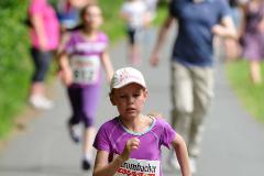 25. Deuzer Pfingstlauf. Der Jubiläumslauf des TuS Deuz wurde zu einer Hitzeschlacht bei Temperaturen von über 30 Grad im Schatten.
