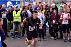 3. RWE Lichterlauf und 9. Staffellauf an der sieg-arena 2015