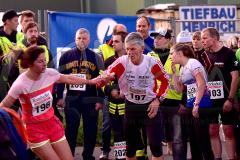 3. RWE Lichterlauf und 9. Staffellauf an der sieg-arena 2015