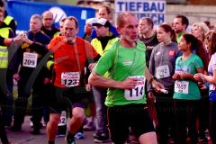 3. RWE Lichterlauf und 9. Staffellauf an der sieg-arena 2015