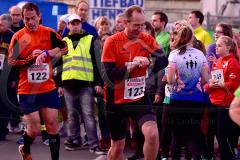 3. RWE Lichterlauf und 9. Staffellauf an der sieg-arena 2015