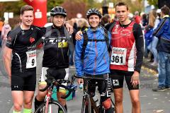 30. Hachenburger Löwenlauf - 
9. Lauf Ausdauer-Cup 2016 im Bild (von links) Tobias Lautwein, Pascal Pauke, Markus Mockenhaupt und der Sieger über 10 Kilometer Simon Huckestein.