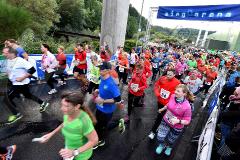 4. RWE Lichterlauf an der sieg-arena 2016 - 10. Staffellauf an der sieg-arena 2016