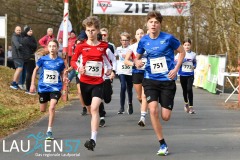 Am 31. Dezember wurde der 45. Silvesterlauf an der Obernautalsperre aufgrund von Eisglätte abgesagt – jetzt wurde der Lauf bei frühlingshaften Temperaturen nachgeholt. Insgesamt kamen 456 Läuferinnen und Läufer ins Ziel.