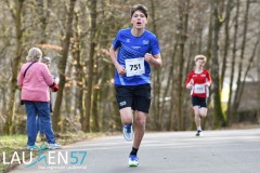 Am 31. Dezember wurde der 45. Silvesterlauf an der Obernautalsperre aufgrund von Eisglätte abgesagt – jetzt wurde der Lauf bei frühlingshaften Temperaturen nachgeholt. Insgesamt kamen 456 Läuferinnen und Läufer ins Ziel.
