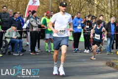 Am 31. Dezember wurde der 45. Silvesterlauf an der Obernautalsperre aufgrund von Eisglätte abgesagt – jetzt wurde der Lauf bei frühlingshaften Temperaturen nachgeholt. Insgesamt kamen 456 Läuferinnen und Läufer ins Ziel.