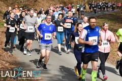 Am 31. Dezember wurde der 45. Silvesterlauf an der Obernautalsperre aufgrund von Eisglätte abgesagt – jetzt wurde der Lauf bei frühlingshaften Temperaturen nachgeholt. Insgesamt kamen 456 Läuferinnen und Läufer ins Ziel.