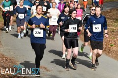 Am 31. Dezember wurde der 45. Silvesterlauf an der Obernautalsperre aufgrund von Eisglätte abgesagt – jetzt wurde der Lauf bei frühlingshaften Temperaturen nachgeholt. Insgesamt kamen 456 Läuferinnen und Läufer ins Ziel.