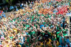 Insgesamt 7500 Schülerinnen und Schüler aus 57 Schulen
des Kreises Siegen-Wittgenstein nahmen am
2. Juli 2014 am 2. Siegerländer Volksbank Schülerlauf teil.