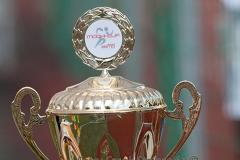 128 Schülerinnen und Schüler aus 8 Grundschulen nahmen an der vierten Auflage des Mocki-Cups teil -- einem Lauftalent-Sichtungswettbewerbes im Rahmen des Projekts "Erfolg mit SchuSS" - Schule und Sport Siegen. Ausrichter war erneut der CLV Siegerland. Den großen Wanderpokal staubte erneut die Grundschule Wilgersdorf ab, die den Preis zum dritten Mal gewann und somit die Trophäe endgültig in Besitz nehmen kann.