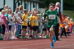 128 Schülerinnen und Schüler aus 8 Grundschulen nahmen an der vierten Auflage des Mocki-Cups teil -- einem Lauftalent-Sichtungswettbewerbes im Rahmen des Projekts "Erfolg mit SchuSS" - Schule und Sport Siegen. Ausrichter war erneut der CLV Siegerland. Den großen Wanderpokal staubte erneut die Grundschule Wilgersdorf ab, die den Preis zum dritten Mal gewann und somit die Trophäe endgültig in Besitz nehmen kann.