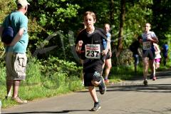 NRW-Turnfestlauf an der Sieg-Arena - 
3. Lauf zur Rothaar-Laufserie um den AOK-Cup 2015