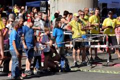 NRW-Turnfestlauf an der Sieg-Arena - 
3. Lauf zur Rothaar-Laufserie um den AOK-Cup 2015