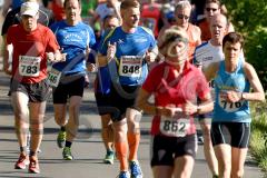 NRW-Turnfestlauf an der Sieg-Arena - 
3. Lauf zur Rothaar-Laufserie um den AOK-Cup 2015