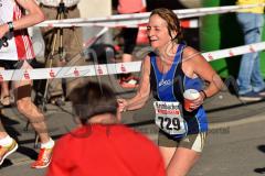 NRW-Turnfestlauf an der Sieg-Arena - 
3. Lauf zur Rothaar-Laufserie um den AOK-Cup 2015
