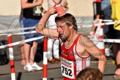 NRW-Turnfestlauf an der Sieg-Arena - 
3. Lauf zur Rothaar-Laufserie um den AOK-Cup 2015