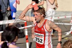 NRW-Turnfestlauf an der Sieg-Arena - 
3. Lauf zur Rothaar-Laufserie um den AOK-Cup 2015