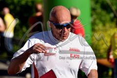 NRW-Turnfestlauf an der Sieg-Arena - 
3. Lauf zur Rothaar-Laufserie um den AOK-Cup 2015